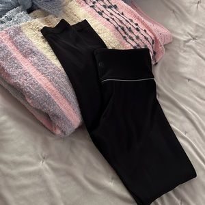 Size 4 Lululemon leggings with white stripe